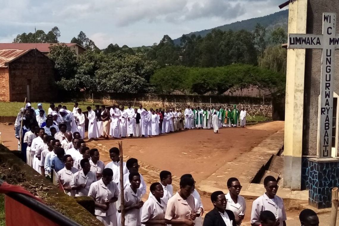 CELEBRATION DE LA JOURNEE DES CONSACRES A BURURI