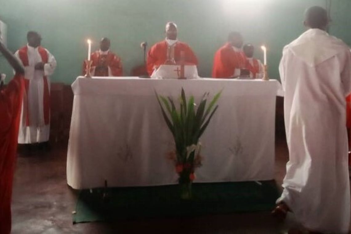 UNE NOUVELLE COMMUNAUTE DES SŒURS MISSIONNAIRES DE LA REDEMPTION DANS LA PAROISSE NYANGE