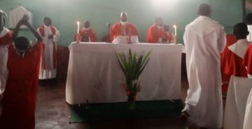 UNE NOUVELLE COMMUNAUTE DES SŒURS MISSIONNAIRES DE LA REDEMPTION DANS LA PAROISSE NYANGE