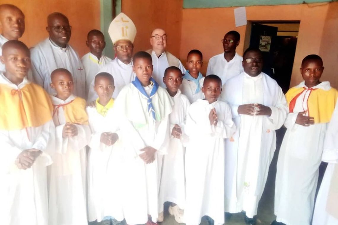 MESSE DE CLOTURE DU VOYAGE DES VISITEURS DES OPM CANADIENS A MUZINDA