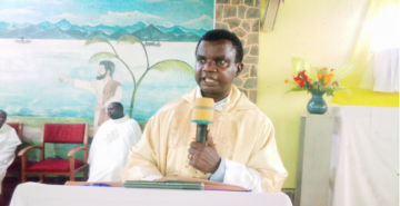 IHIMBAZWA RY'UMUSI MUKURU W'ISAKRAMENTU RYERANDA MURI PARUWASE KIRWENA