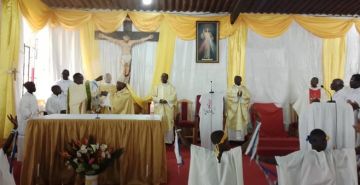 CELEBRATION DU JUBILE D’ARGENT SACERDOTAL A BUBANZA