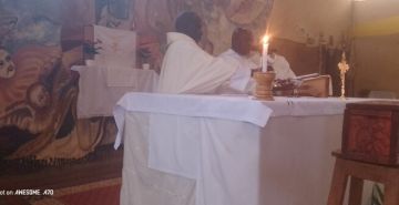 L’ABBE SEVERIN NDARUGENDAMWO A BIEN CELEBRE SON JUBILE D'ARGENT D’ORDINATION SACERDOTALE