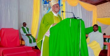 S.E. MONSEIGNEUR DIEUDONNE DATONOU, NONCE APOSTOLIQUE AU BURUNDI, EN VISITE CANONIQUE A BUBANZA