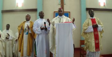 DESIGNE COMME NOUVEL EVEQUE DU DIOCESE DE RUTANA, IL REND GRACE AU SEIGNEUR