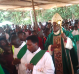 L’ARCHEVEQUE DE GITEGA A EFFECTUE UNE VISITE A LA PAROISSE RUSHANGA