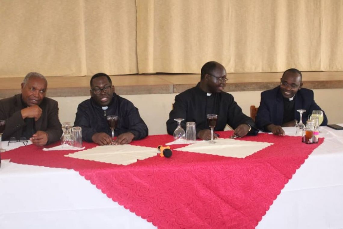 VISITE SPORTIVE DU GRAND SEMINAIRE DE BURASIRA AU GRAND SEMINAIRE DE GITEGA