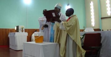 CELEBRATION DE LA MESSE CHRISMALE 2025 A LA CATHEDRALE MARIE REINE