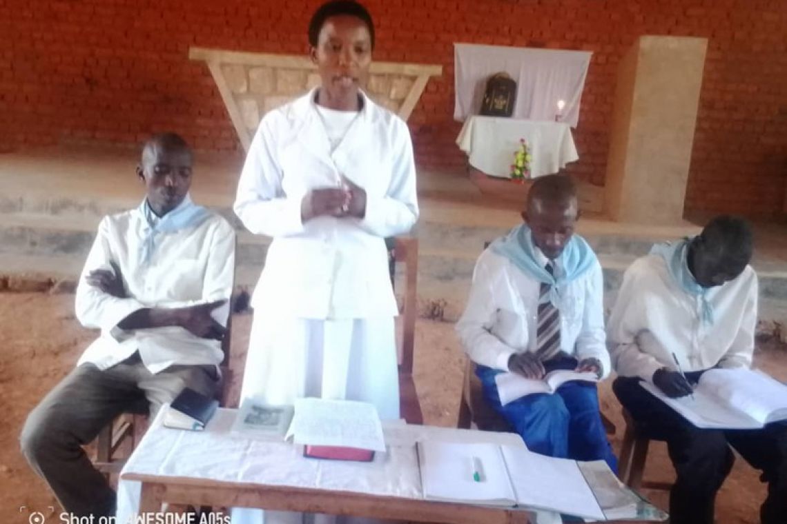 LES MEMBRES DU MOUVEMENT EUCHARISTIQUE DE NYANTAKARA SE RESSOURCENT 