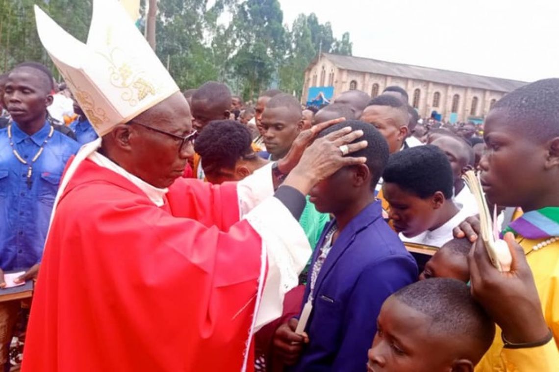 UN MILLIER D'ENFANTS CONFIRMES A MABAYI 