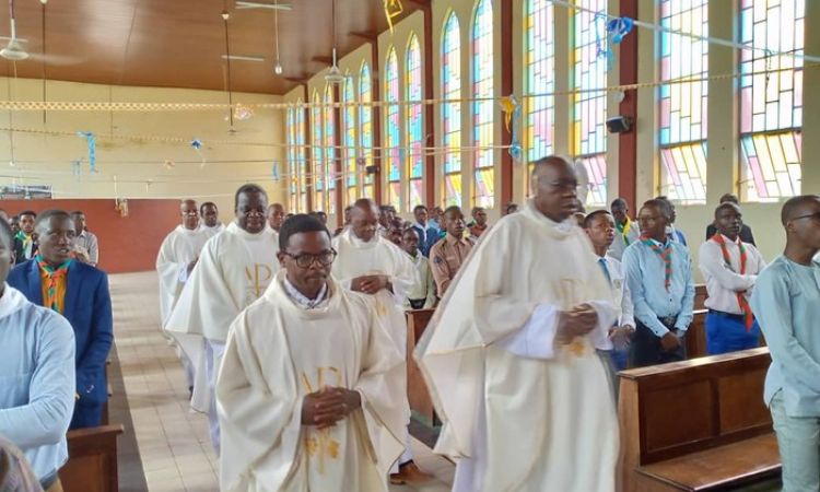 CLOTURE DES ACTIVITES DES  MAC ET DES GS AU GRAND SEMINAINRE DE BUJUMBURA