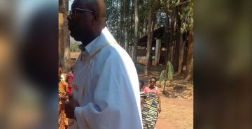 GISHUBI: UN DE SES FILS  DANS L’ACTION DE GRACE DU JUBILE