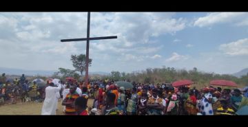 MISUGI: CELEBRATION DE LA FETE DE LA CROIX GLORIEUSE.