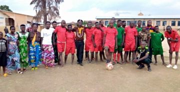 MATCH DE FOOTBALL ENTRE LES MEMBRES DE LA CHIRO ET LES BATWAS