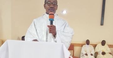 L'ABBE PHILIBERT NTIBITANGIRA A CELEBRE SON JUBILE D'ARGENT DANS LE SACERDOCE MINISTERIEL