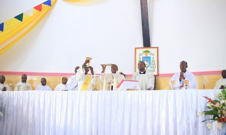 OUVERTURE DE L’ANNEE PASTORALE A GITEGA