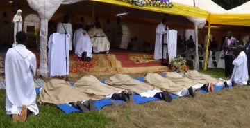 EMISSION DES VŒUX PERPETUELS AU MONASTERE SAINTE MARIE REINE DE LA PAIX DE BUTA