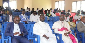 CLOTURE DES ACTIVITES DES  M.A.C. ET DES G.S. AU GRAND SEMINAIRE JEAN-PAUL II DE  GITEGA