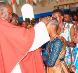 PAROISSE CANKUZO : PLUSIEURS CENTAINES DE TEMOINS DU CHRIST MARQUES DU SCEAU DE L’ESPRIT SAINT