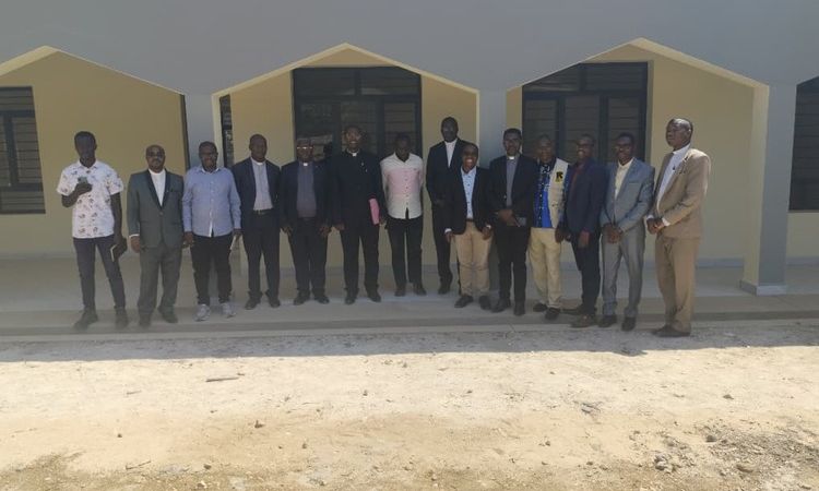 LES BATIMENTS DU GRAND SEMINAIRE MGR MICHAEL AIDAN COURTNEY DE MARAMVYA RECEPTIONNES