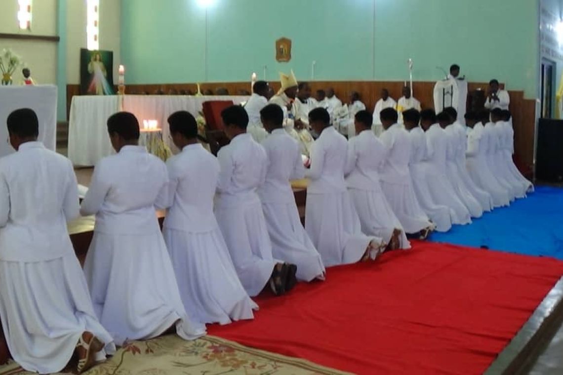 L'INSTITUT FAMILLE DES DISCIPLES DU CHRIST: QUADRAGENAIRE AU SERVICE DE L’APOSTOLAT
